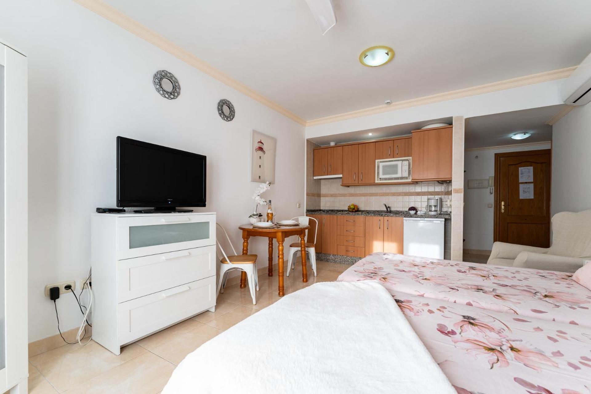 Malagasuite El Levante Apartments 托雷莫利诺斯 外观 照片